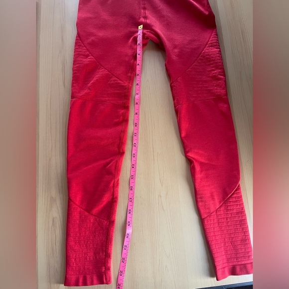 Alphalete Red Leggings - Picture 6 of 8